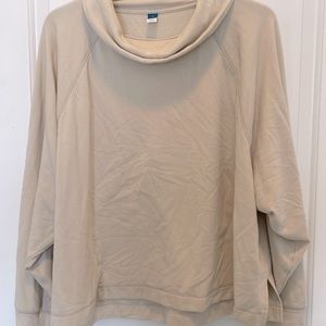 Cozy Cream Cowl neck ☕️